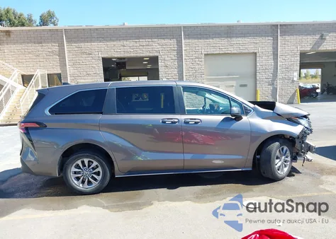 2022 Toyota Sienna Le из США, поврежденный, VIN 5TDKRKEC3NS097101